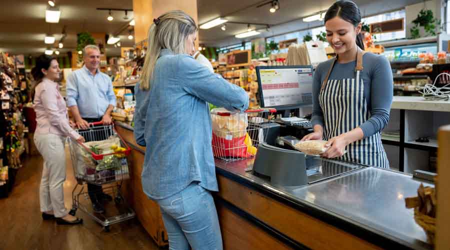 Passage en caisse dans un supermarché